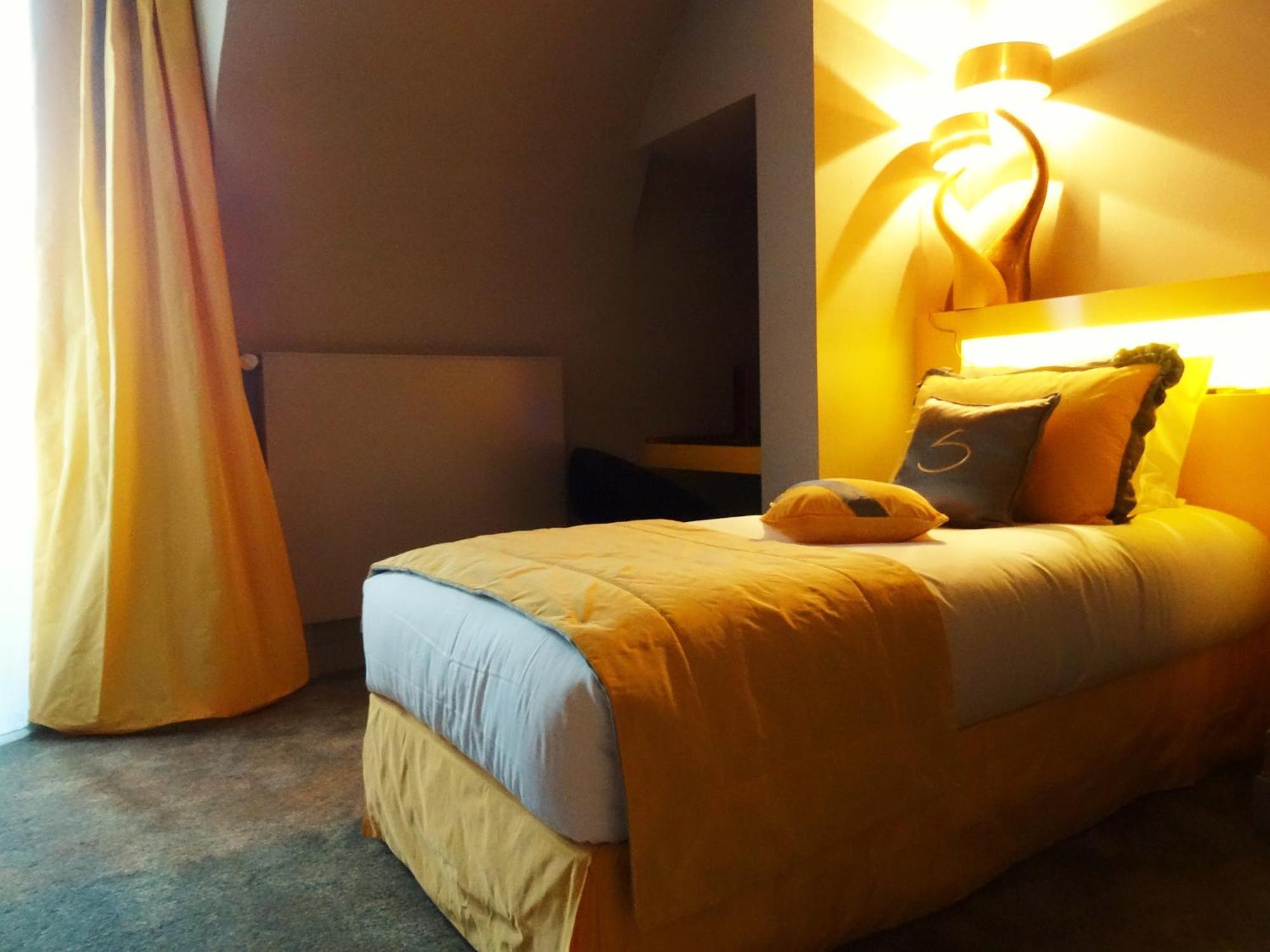 Le Stelsia Resort Saint-Sylvestre-sur-Lot Pokoj fotografie