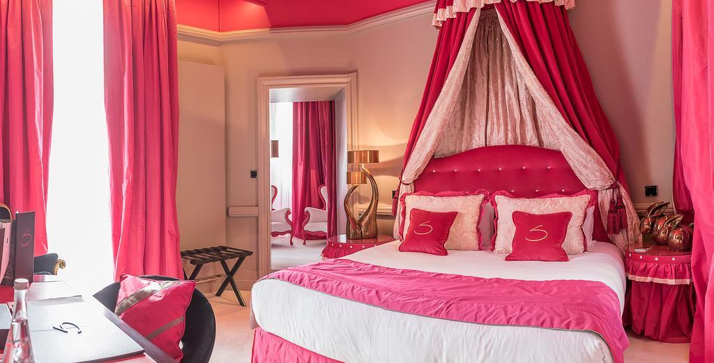 Le Stelsia Resort Saint-Sylvestre-sur-Lot Exteriér fotografie